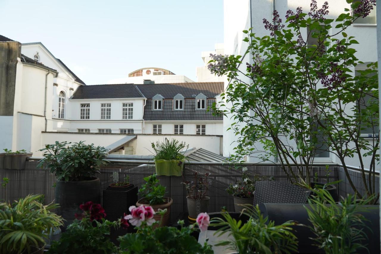 Bright, Spacious Apartment With A Lovely Terrace In The Heart Of Aachen Exteriör bild