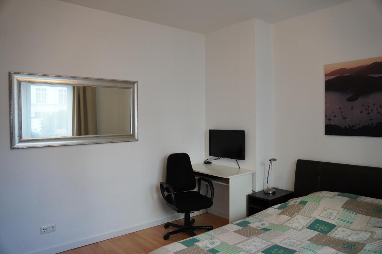 Bright, Spacious Apartment With A Lovely Terrace In The Heart Of Aachen Exteriör bild